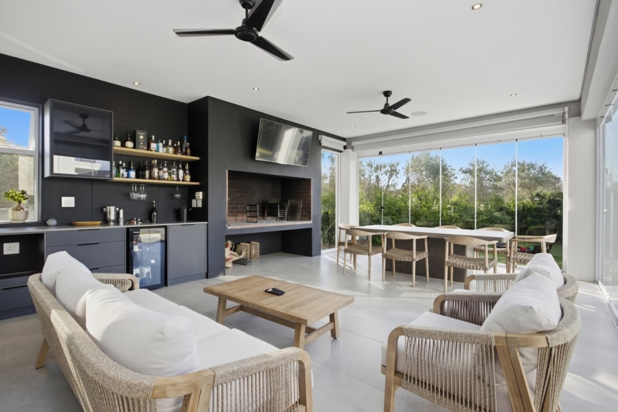 4 Bedroom Property for Sale in Val De Vie Estate Western Cape